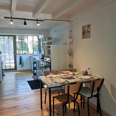 La Maison Du Bonheur سانيوس